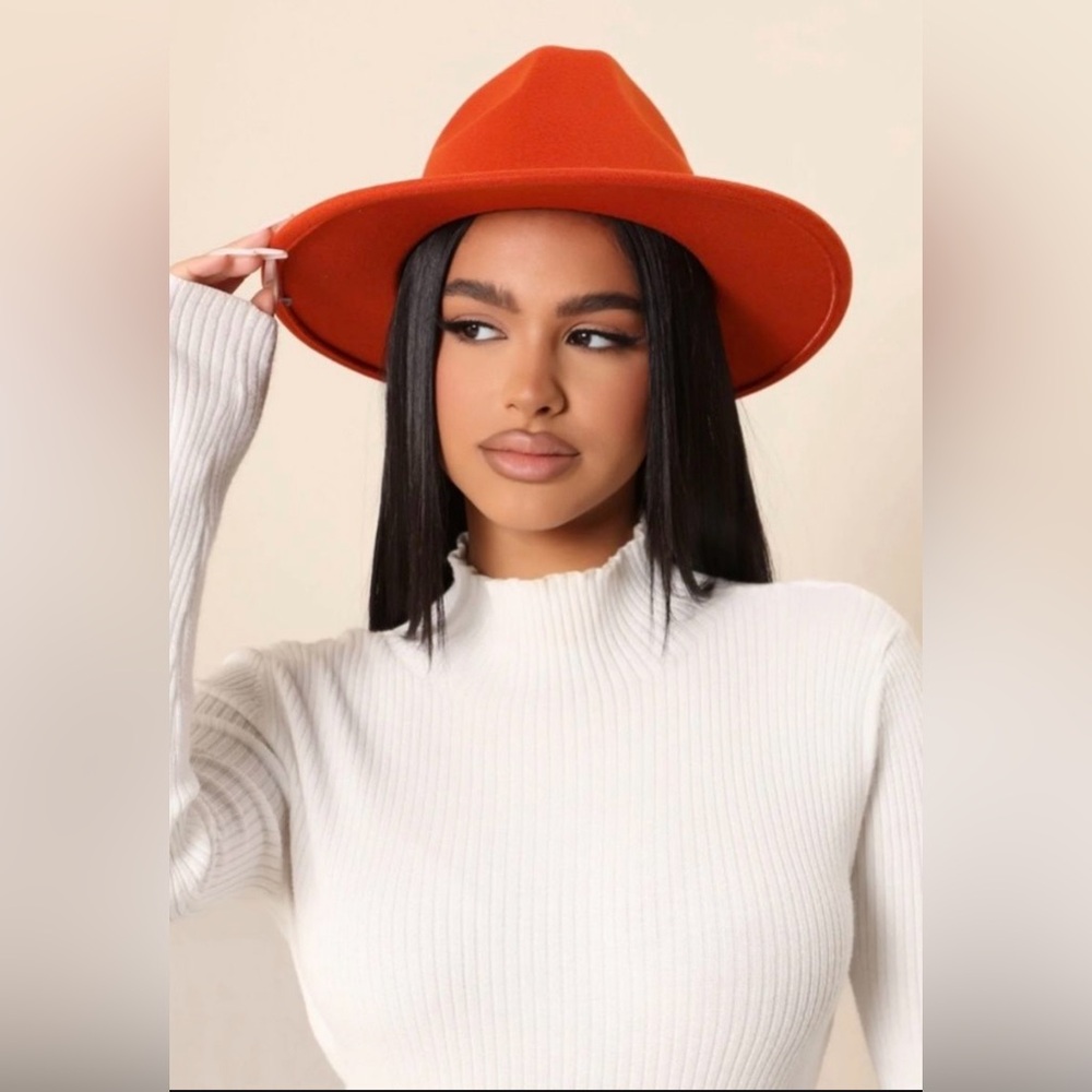 Fedora color just like picture Rust brown